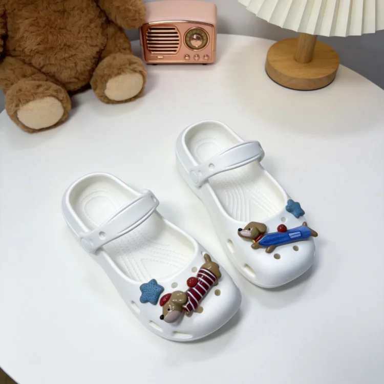 Kids Mary Jane Hole Clogs, Cartoon Sausage Dog & Star Charms Adjustable Back Strap Soft EVA Non-slip Summer Sandals
Kids Mary Jane Hole Clogs, Cartoon Sausage Dog & Star Charms Adjustable Back Strap Soft EVA Non-slip Summer Sandals