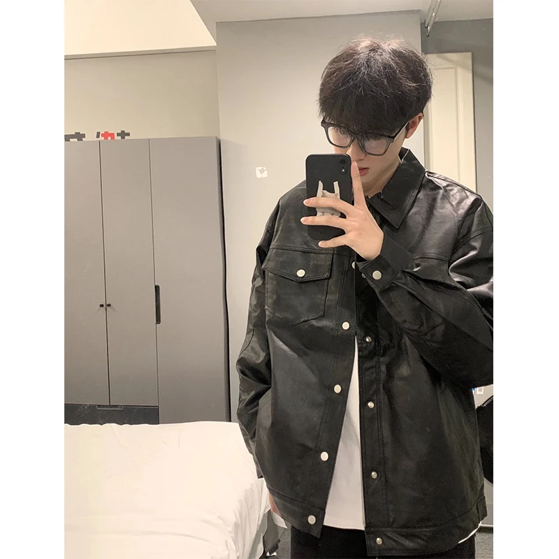 Pure Bla oulder Pad Leather Jaet Men's Autumn Winter Sle American Retro Cool Motorcycle Clothes Cleanfit ort Jaet
Pure Bla oulder Pad Leather Jaet Men's Autumn Winter Sle American Retro Cool Motorcycle Clothes Cleanfit ort Jaet