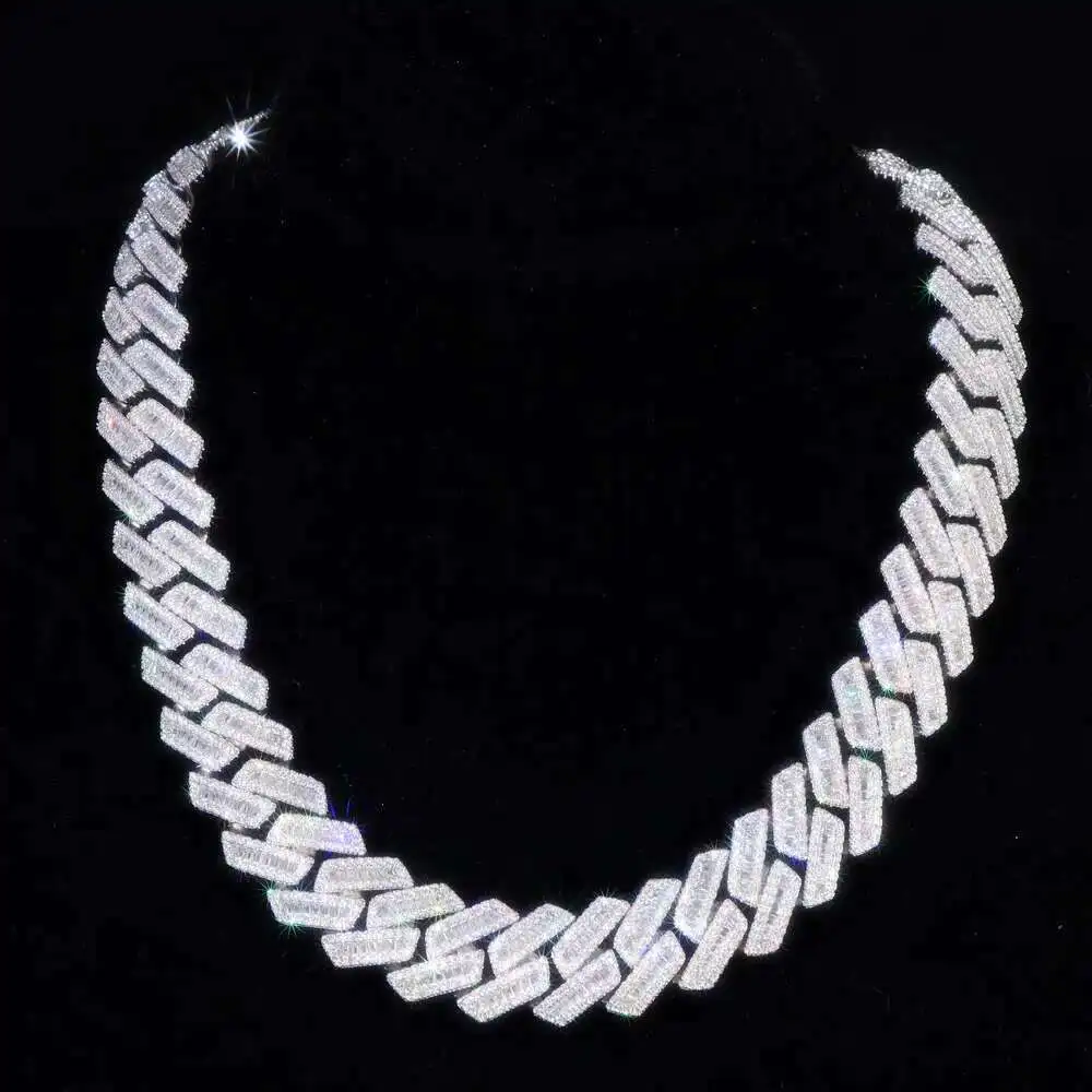 Moissanite Hiphop Necklace 925 Sterling Silver Iced Out Luxury 18mm Baguette Moissanite Cuban Chain
Moissanite Hiphop Necklace 925 Sterling Silver Iced Out Luxury 18mm Baguette Moissanite Cuban Chain