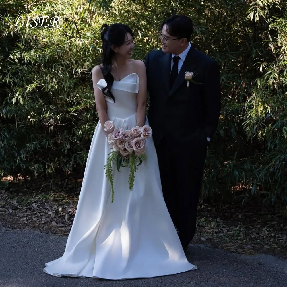 Liser Strapless A-Line Simple Korea Wedding Dresses Satin Silk Customized Photo Shoot Elegant Bridal Gowns 웨딩드레스 Bride Dress
Liser Strapless A-Line Simple Korea Wedding Dresses Satin Silk Customized Photo Shoot Elegant Bridal Gowns 웨딩드레스 Bride Dress