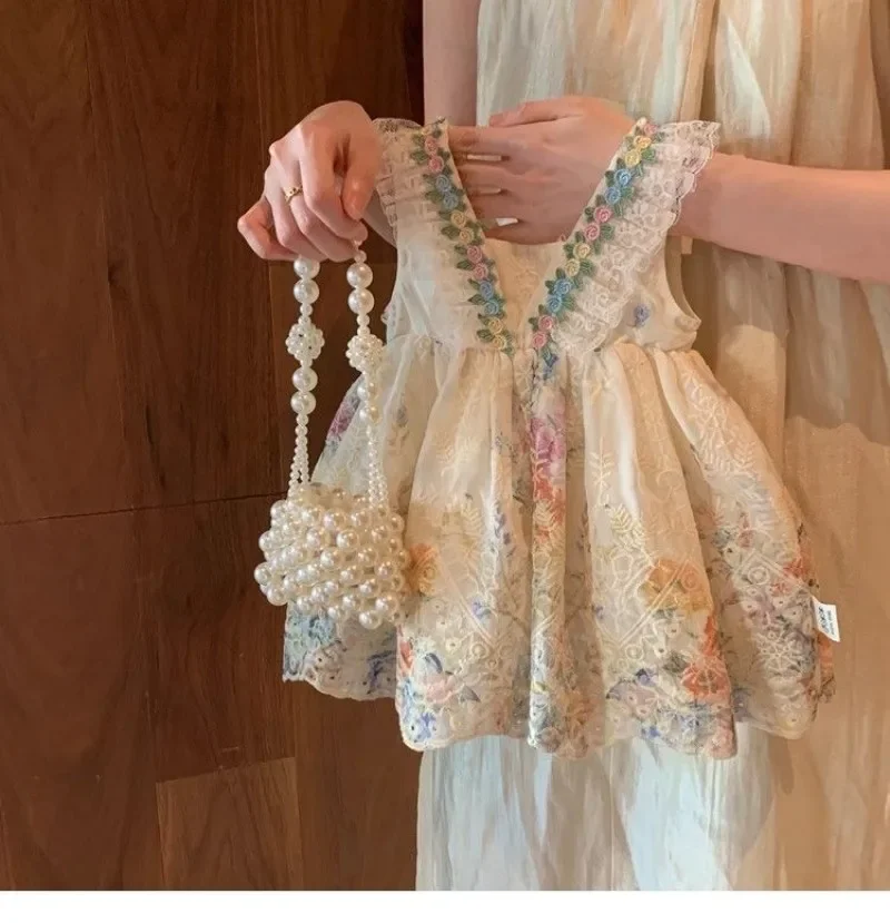 Летнее платье для девочек, новинка 2024, стильное детское платье принцессы в западном стиле с французским цветочным принтом
Летнее платье для девочек, новинка 2024, стильное детское платье принцессы в западном стиле с французским цветочным принтом
