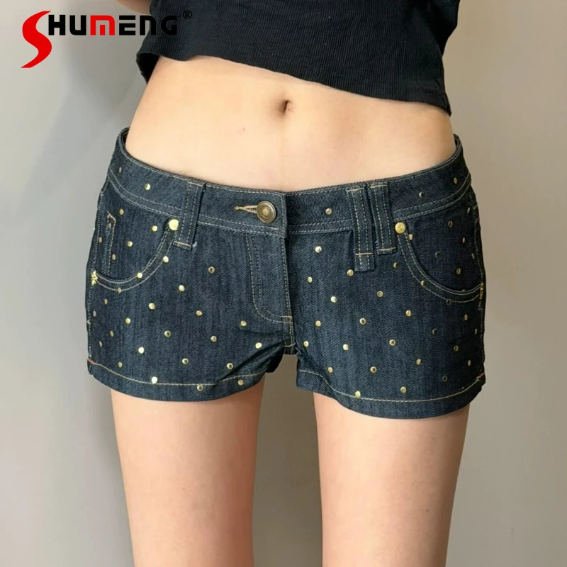 Over Size Trendy Rivet Denim Shorts Women 2026 Summer New Sexy Slimming Chic Shorts Ladies Pocket Decoration Stylish Short Pants
Over Size Trendy Rivet Denim Shorts Women 2026 Summer New Sexy Slimming Chic Shorts Ladies Pocket Decoration Stylish Short Pants