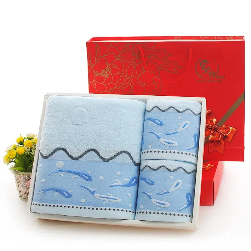 Cotton Towel Bath Towel Gift Box Three Piece Set for Wedding Celebration, Birthday Gift, Home Use Absorbent Cotton Bath Towel 
Cotton Towel Bath Towel Gift Box Three Piece Set for Wedding Celebration, Birthday Gift, Home Use Absorbent Cotton Bath Towel