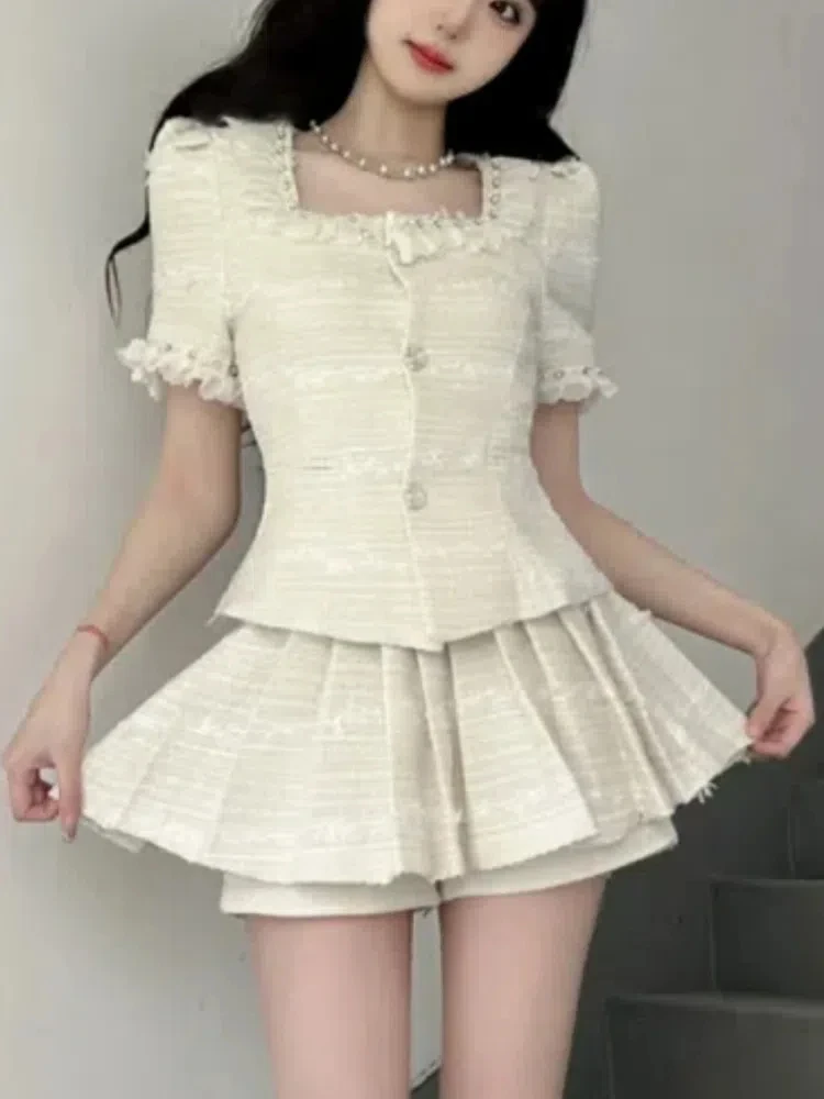 Sweet Korean Fashion New Two-piece Set Women Flounce Diamond Solid Slim Set Female Summer Chic Elegant Cute Mini Skirt Suit 2024
Sweet Korean Fashion New Two-piece Set Women Flounce Diamond Solid Slim Set Female Summer Chic Elegant Cute Mini Skirt Suit 2024