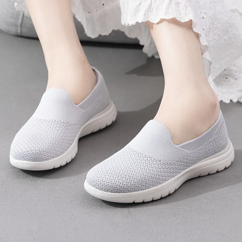 Skechers women's shoes 2025 spring new sports shoes comfortable breathable fashion trend casual shoes walking shoes 138270-LTGY
Skechers women's shoes 2025 spring new sports shoes comfortable breathable fashion trend casual shoes walking shoes 138270-LTGY