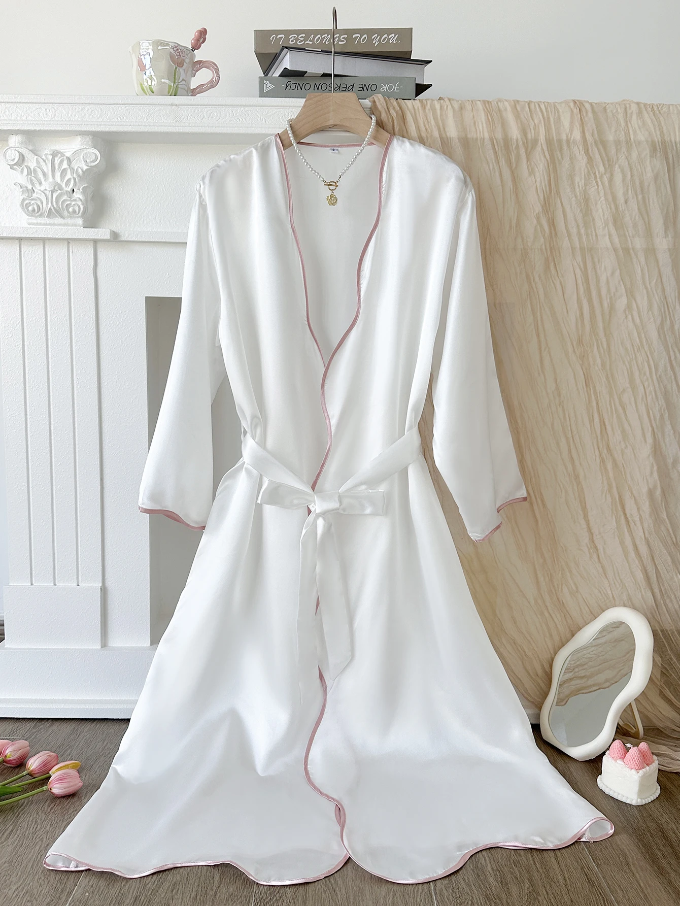 Elegant Ladies One Piece Belted Robe with Tie Long Wave Hem Sleepwear for All Seasons Home Wear
Elegant Ladies One Piece Belted Robe with Tie Long Wave Hem Sleepwear for All Seasons Home Wear