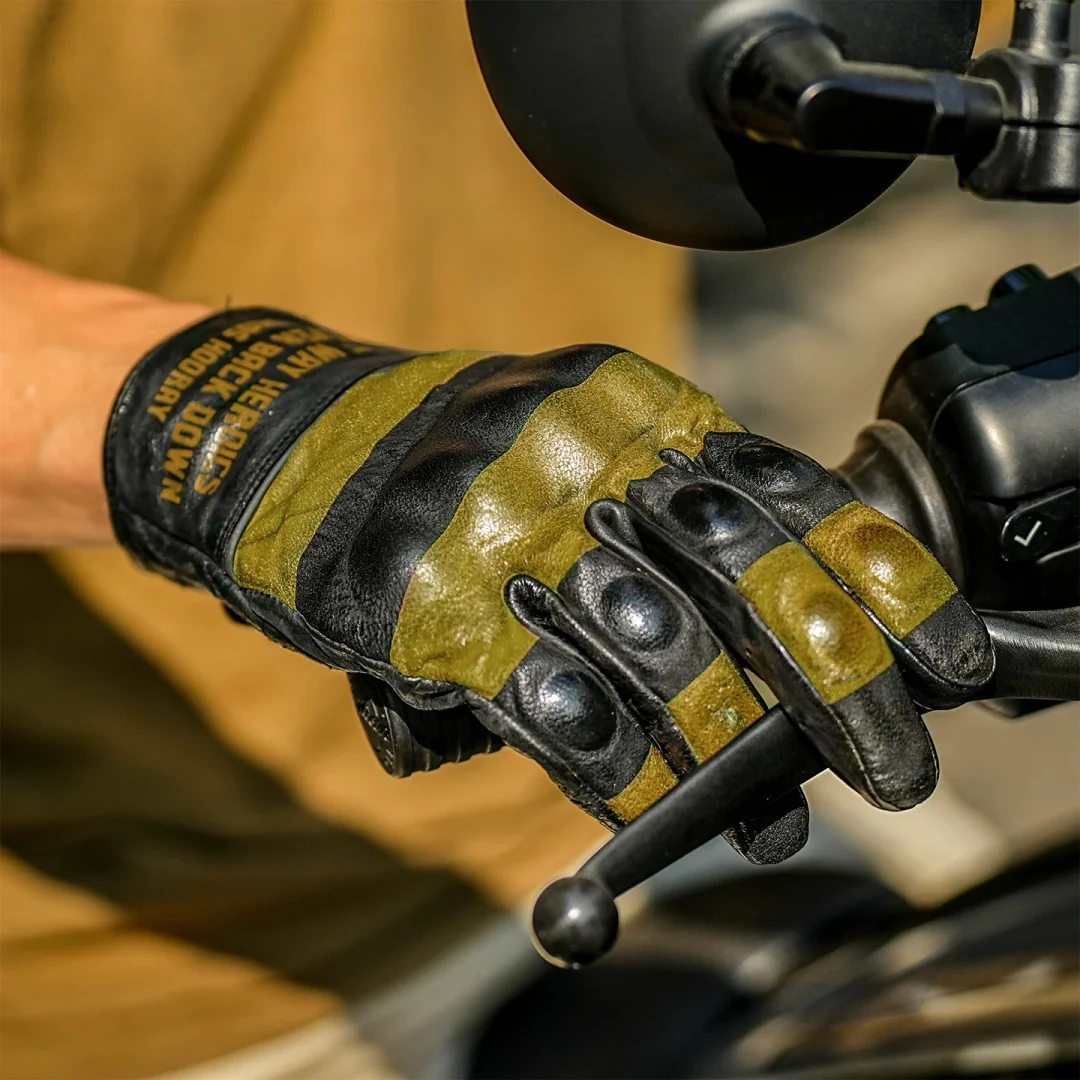 Retro motorcycle gloves motorcycle riding racing anti-fall gloves real cowhide touch screen 2 colors size S-2xL
Retro motorcycle gloves motorcycle riding racing anti-fall gloves real cowhide touch screen 2 colors size S-2xL