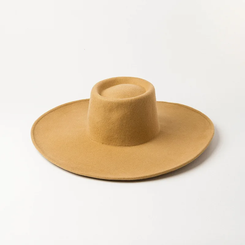 Autumn Winter New Simple Fashion Bare Round Top Flat Brim Wool Fedora Hat for Fashion Show and Shopping Large Brim Felt Hat
Autumn Winter New Simple Fashion Bare Round Top Flat Brim Wool Fedora Hat for Fashion Show and Shopping Large Brim Felt Hat
