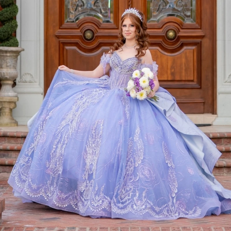 Lavender Shiny Ball Gown Quinceanera Dress 2026 Sequin Appliques Lace Beading Crysal Bow Tull Off Shoulder Sweet 16 Years Vestid
Lavender Shiny Ball Gown Quinceanera Dress 2026 Sequin Appliques Lace Beading Crysal Bow Tull Off Shoulder Sweet 16 Years Vestid