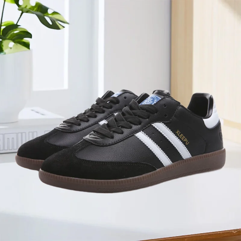 Trendy fashion, with various styles, comfortable simple and fashionable, suitable for both men and women, flat sports shoes.
Trendy fashion, with various styles, comfortable simple and fashionable, suitable for both men and women, flat sports shoes.
