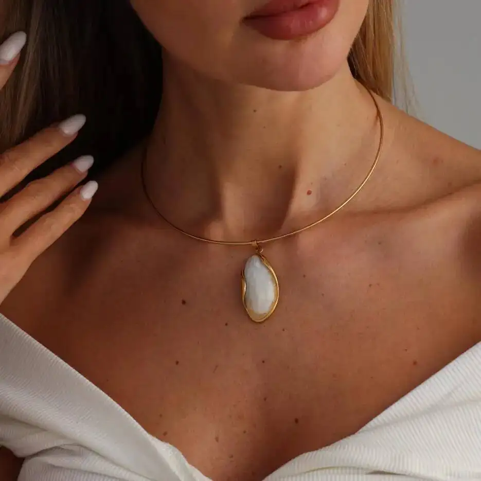Lacteo Fashion Stainless Steel 18K Gold Plated Short Choker Necklace Women Vintage Resin Acrylic Pendant Chain Aesthetic Jewelry
Lacteo Fashion Stainless Steel 18K Gold Plated Short Choker Necklace Women Vintage Resin Acrylic Pendant Chain Aesthetic Jewelry
