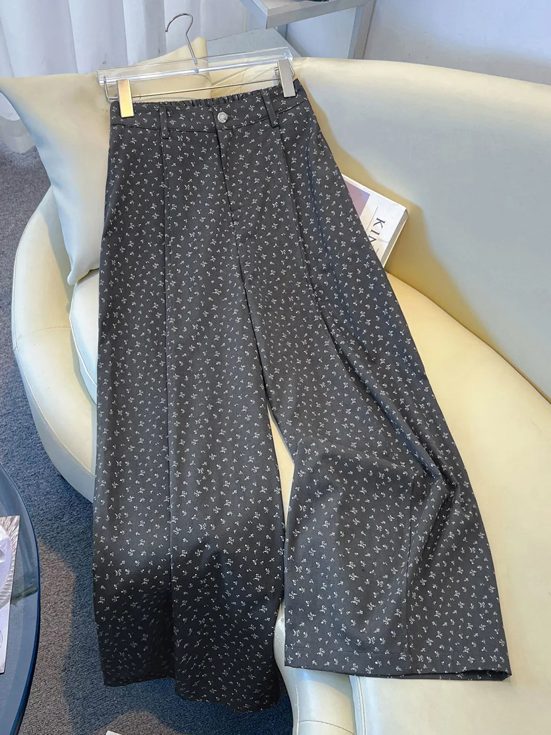 plus Size High Waist Floral Wide Leg Pants Casual Summer New Style for plus Size Women Comfortable Breathable Skin-Friendly
plus Size High Waist Floral Wide Leg Pants Casual Summer New Style for plus Size Women Comfortable Breathable Skin-Friendly