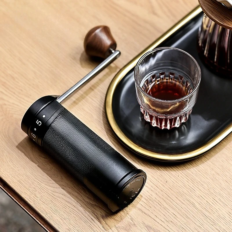 Portable Manual Grinder Steel Core Burr Italian Espresso SM01 External Adjustable Hand Cranked Coffee Bean Grinder
Portable Manual Grinder Steel Core Burr Italian Espresso SM01 External Adjustable Hand Cranked Coffee Bean Grinder
