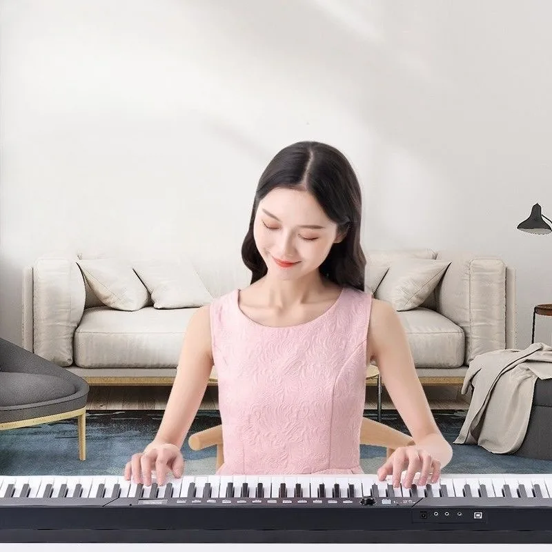 61-key Electronic Piano Portable Electronic Organ Beginners Pianos 88 Keys Noise Reduction Professional Musical Keyboard
61-key Electronic Piano Portable Electronic Organ Beginners Pianos 88 Keys Noise Reduction Professional Musical Keyboard