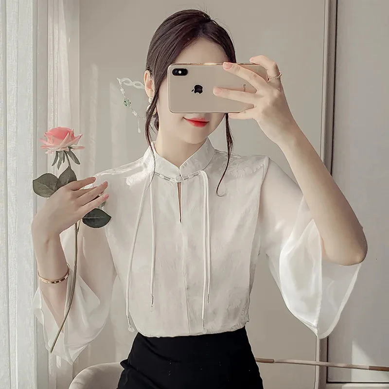 2026 new retro chinese style classical tang suit top graceful temperament solid color printing blouse tassel button hanfu top
2026 new retro chinese style classical tang suit top graceful temperament solid color printing blouse tassel button hanfu top