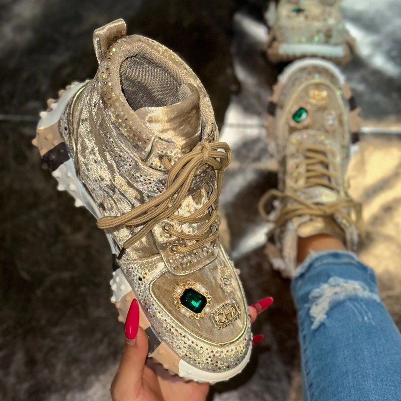 High-top, Thick-soled, Cross-laced and Fleece Warm, Fashionable, Versatile, Comfortable, Anti-slip and Breathable Women's Shoes
High-top, Thick-soled, Cross-laced and Fleece Warm, Fashionable, Versatile, Comfortable, Anti-slip and Breathable Women's Shoes