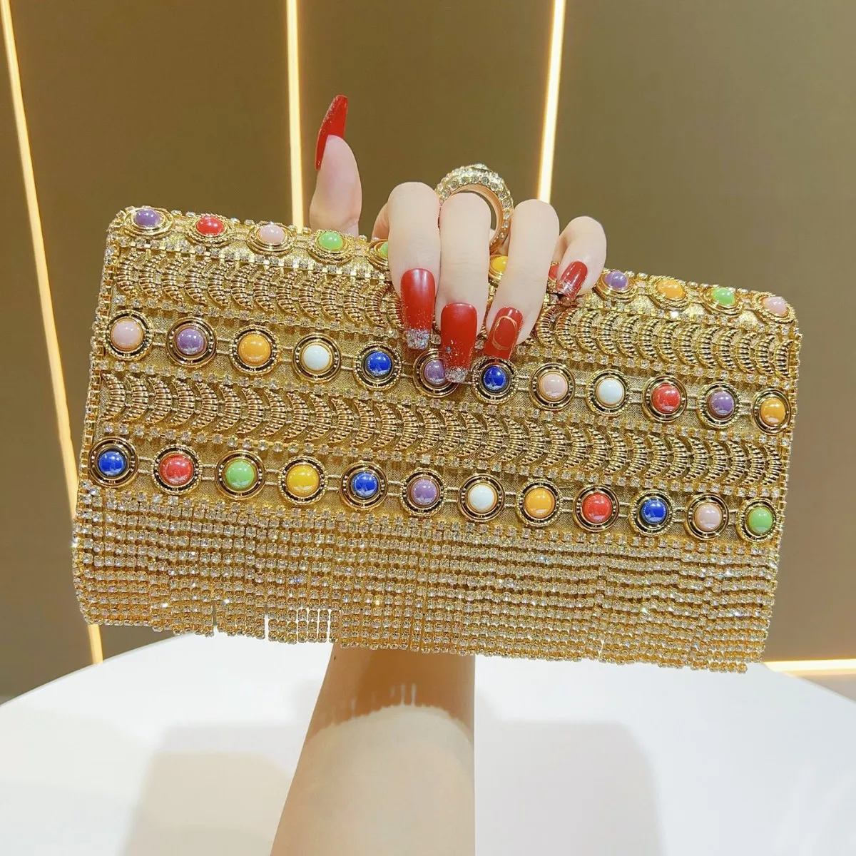 Diamond Evening Clutch Bag Golden Tassel Handbags Boutique Novelty Metallic Rhinestone Purses And Handbag Bridal Wedding Party
Diamond Evening Clutch Bag Golden Tassel Handbags Boutique Novelty Metallic Rhinestone Purses And Handbag Bridal Wedding Party