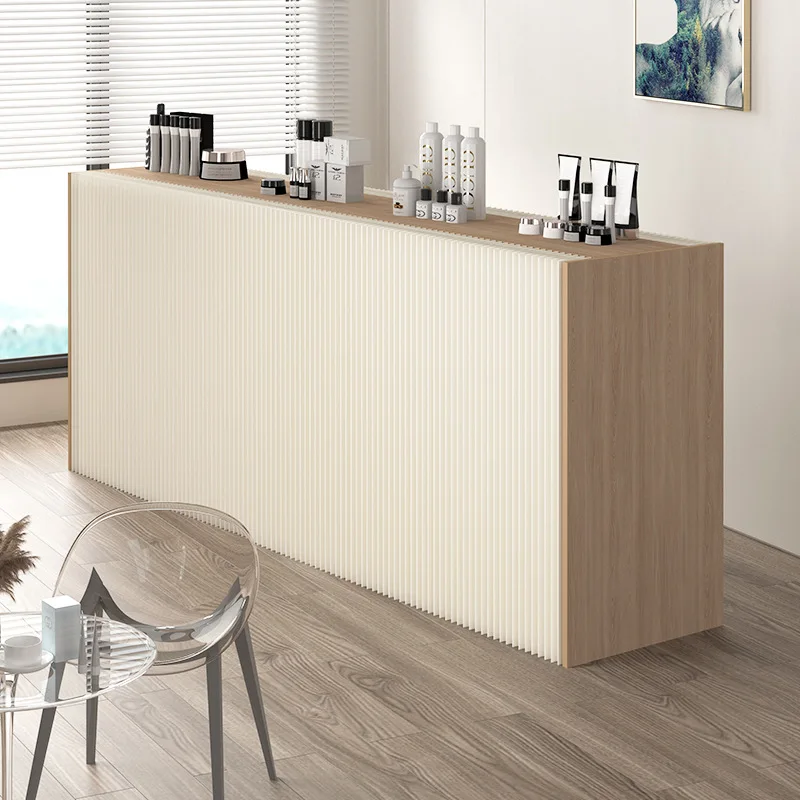 In the exhibition, the island platform folding strip booth storage display stand
In the exhibition, the island platform folding strip booth storage display stand