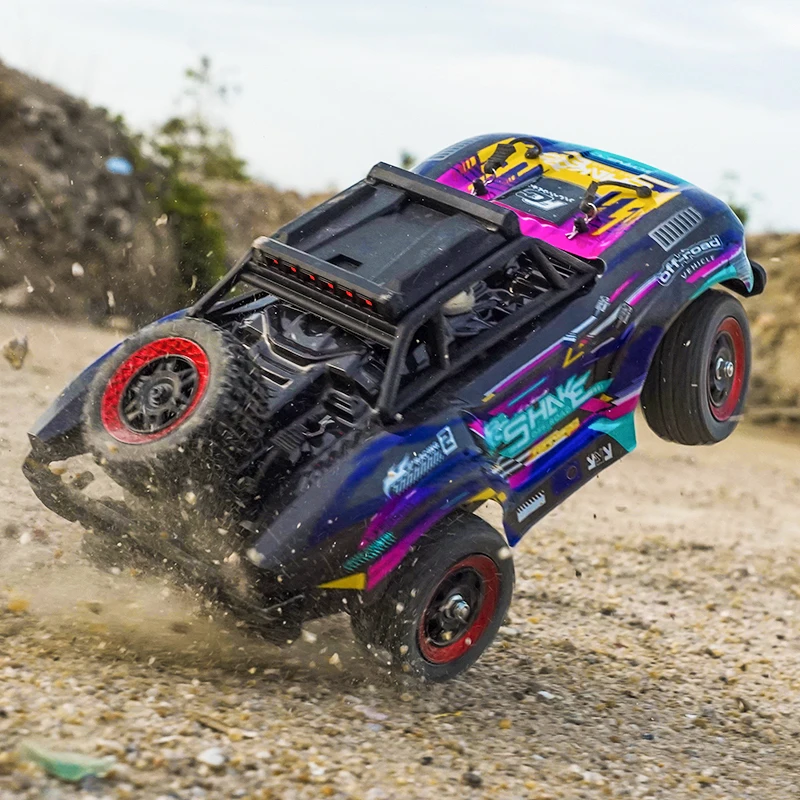 JJRC C8820 1/18 2,4G 4WD 40 км/ч RC высокоскоростной автомобиль с дистанционным управлением внедорожный гусеничный альпинистский автомобиль игрушки для детей и взрослых
JJRC C8820 1/18 2,4G 4WD 40 км/ч RC высокоскоростной автомобиль с дистанционным управлением внедорожный гусеничный альпинистский автомобиль игрушки для детей и взрослых