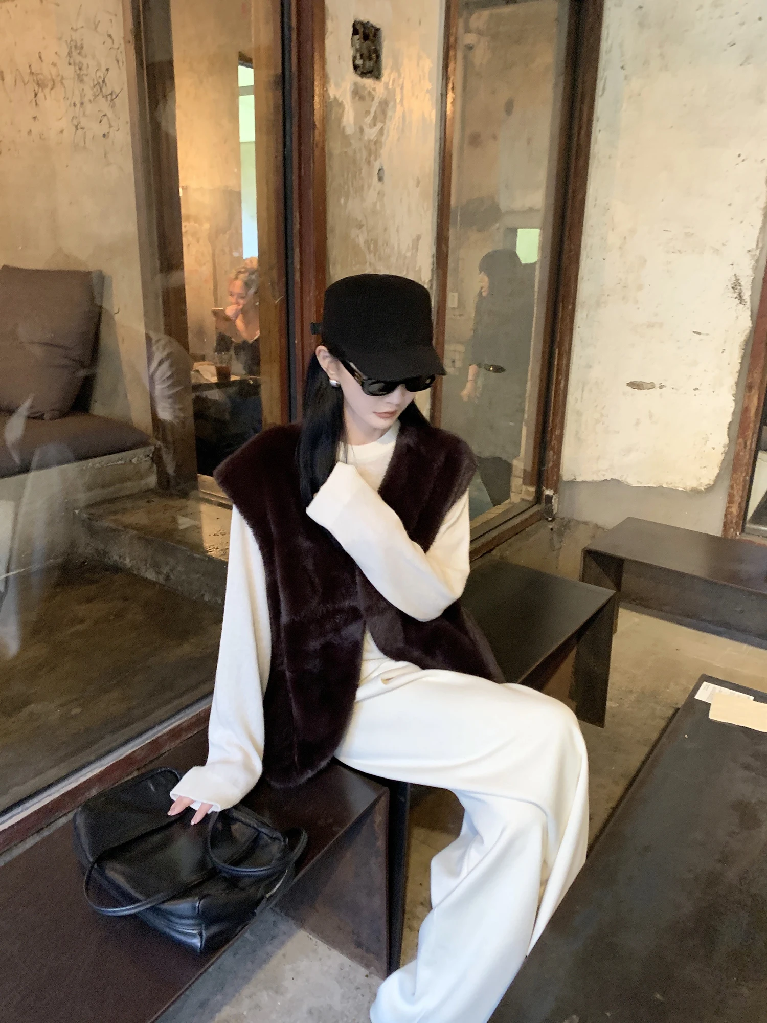 Ele Vintage Faionable Eco-friendly Suede Cosite Design Svel Fur Vest for Young Women Stand Fit Chinese Prod...
Ele Vintage Faionable Eco-friendly Suede Cosite Design Svel Fur Vest for Young Women Stand Fit Chinese Prod...