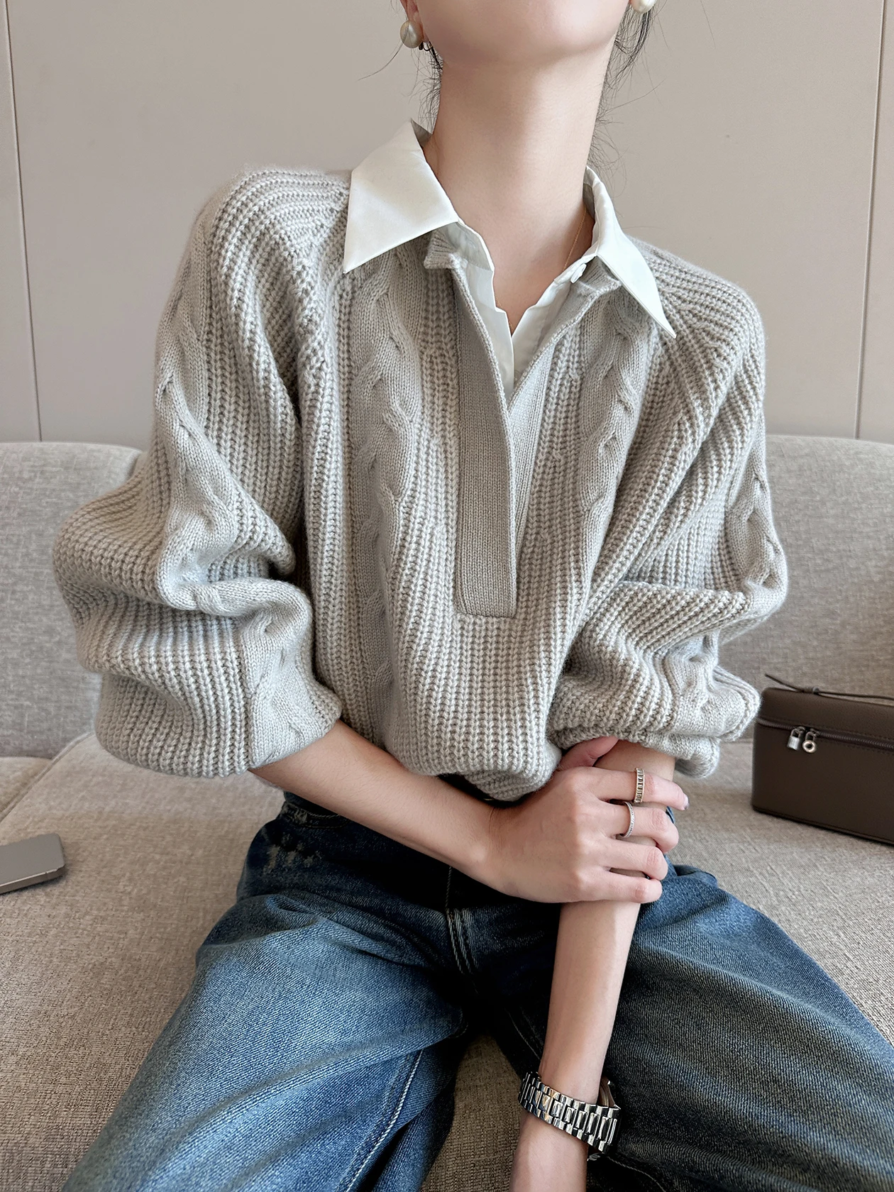 Женский зимний модный винтажный свитер из фланели, утепленный, свободного кроя, с эффектом двухслойности, удобный, с длинными рукавами
Женский зимний модный винтажный свитер из фланели, утепленный, свободного кроя, с эффектом двухслойности, удобный, с длинными рукавами