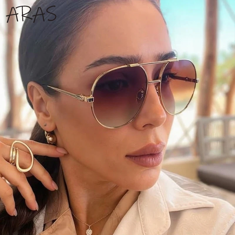 Oversized Pilot Oval Sunglasses Women 2025 Luxury Brand Vintage Metal Frame Sun Glasses For Ladies Trendy Punk Eyewear Shades
Oversized Pilot Oval Sunglasses Women 2025 Luxury Brand Vintage Metal Frame Sun Glasses For Ladies Trendy Punk Eyewear Shades