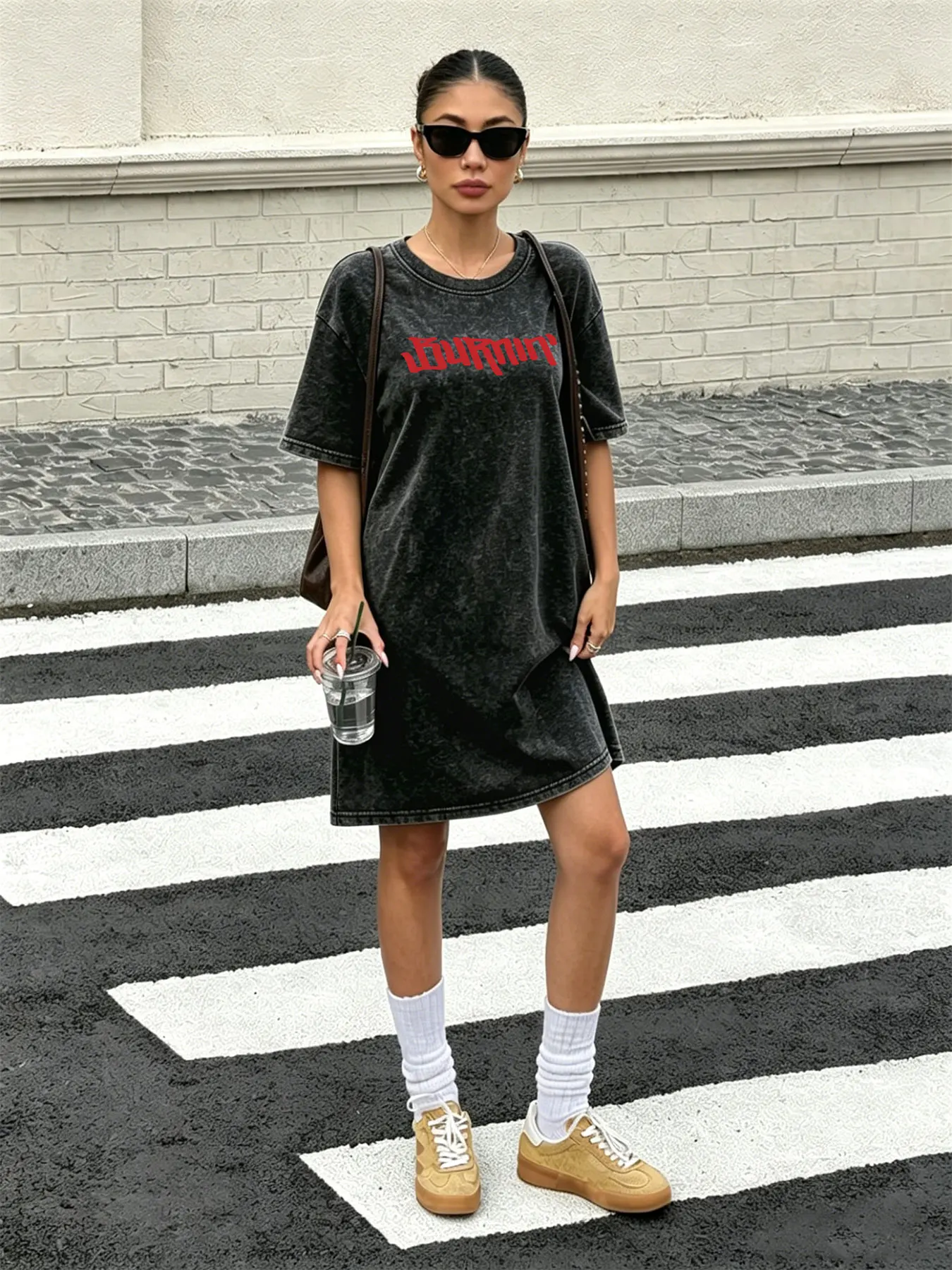 Vintage Washed Retro T-shirt Dress for Women, Fashionable Versatile Streetwear Dress with Red Letter Print
Vintage Washed Retro T-shirt Dress for Women, Fashionable Versatile Streetwear Dress with Red Letter Print