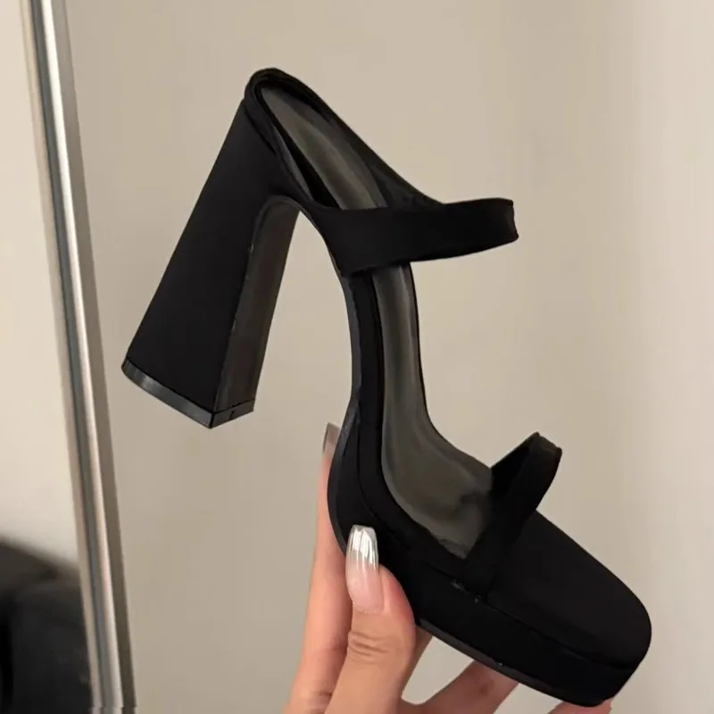 Elegant Square Head Sandals Women's High Heel Waterproof Platform Slippers Korean Style Summer New Casual Fashion Shoes
Elegant Square Head Sandals Women's High Heel Waterproof Platform Slippers Korean Style Summer New Casual Fashion Shoes