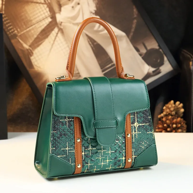 2023 New Genuine Leather Women's Bag Trendy Casual Small Lady Handbags Luxury Fashion Shell Shoulder Crossbody Bags
2023 New Genuine Leather Women's Bag Trendy Casual Small Lady Handbags Luxury Fashion Shell Shoulder Crossbody Bags