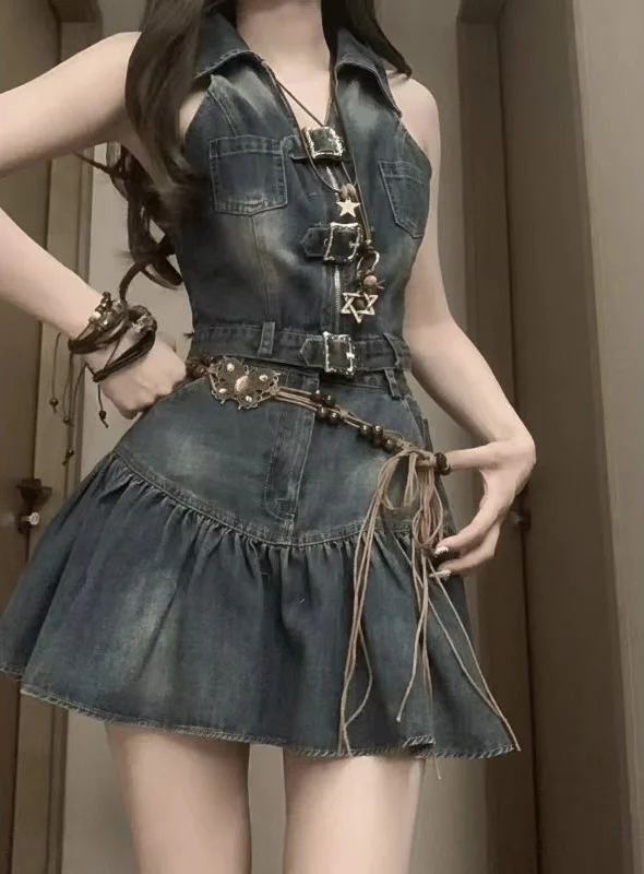 Y2K Millennium Trendy Girl Retro Denim Vest High Waist Pleated Skirt Set Women's Design Sensation Two-Piece Suit
Y2K Millennium Trendy Girl Retro Denim Vest High Waist Pleated Skirt Set Women's Design Sensation Two-Piece Suit