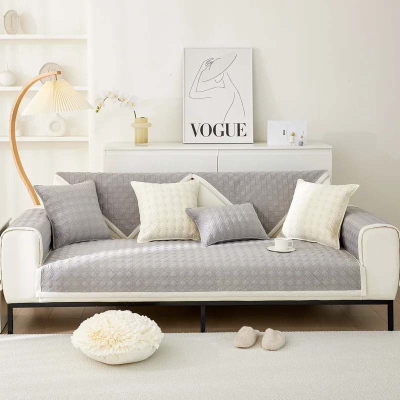 Universal Sofa Cushion Short Plush Embroidery Flowers Living Room Sofa Cover Simple Non-Slip Sofa Decoration Backrest Towel
Universal Sofa Cushion Short Plush Embroidery Flowers Living Room Sofa Cover Simple Non-Slip Sofa Decoration Backrest Towel
