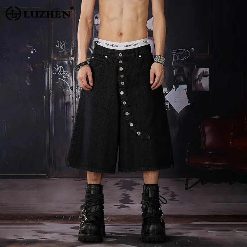 LUZHEN 2026 Summer Original Niche Design Buttoned Decorate Patchwork Denim Cropped Pants Men's Solid Color Street Jeans JY7542
LUZHEN 2026 Summer Original Niche Design Buttoned Decorate Patchwork Denim Cropped Pants Men's Solid Color Street Jeans JY7542