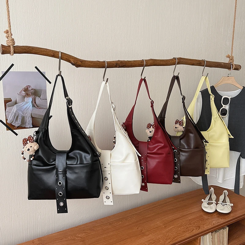Luxury Rivet Hobo Bag Female Top Handle Tote Big Capacity Bucket Shoulder Crossbody Bag Brand Y2K Commuting Underarm Handbags
Luxury Rivet Hobo Bag Female Top Handle Tote Big Capacity Bucket Shoulder Crossbody Bag Brand Y2K Commuting Underarm Handbags
