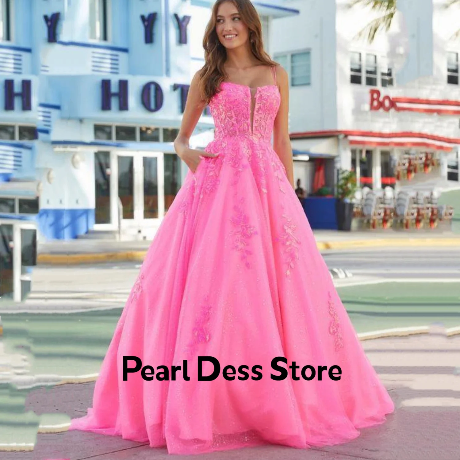 Decal Luxury Evening Dress Wedding Dress Elegant Evening Party Dress Luxury Celebrity Pink A-line Backless Ball Dress
Decal Luxury Evening Dress Wedding Dress Elegant Evening Party Dress Luxury Celebrity Pink A-line Backless Ball Dress