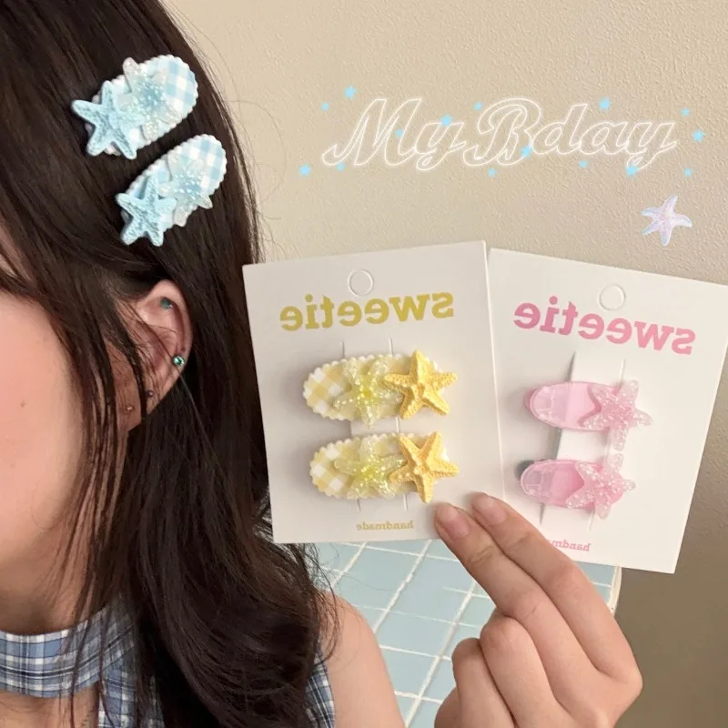 Summer Dopamine Sweet Starfish Hair Clips Set Glitter Duckbill Hairpins 2Pcs/Set atmosphere vibe Hair Accessories for Girls
Summer Dopamine Sweet Starfish Hair Clips Set Glitter Duckbill Hairpins 2Pcs/Set atmosphere vibe Hair Accessories for Girls