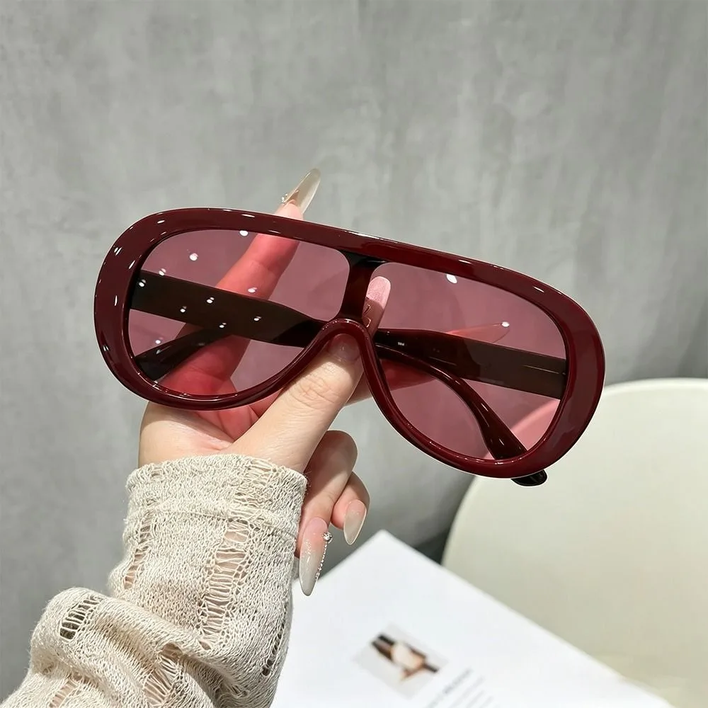New Integrated Oversize Sunglasses Large Frame UV Resistant UV400 Sun Glasses Fashion Shades Women Men
New Integrated Oversize Sunglasses Large Frame UV Resistant UV400 Sun Glasses Fashion Shades Women Men