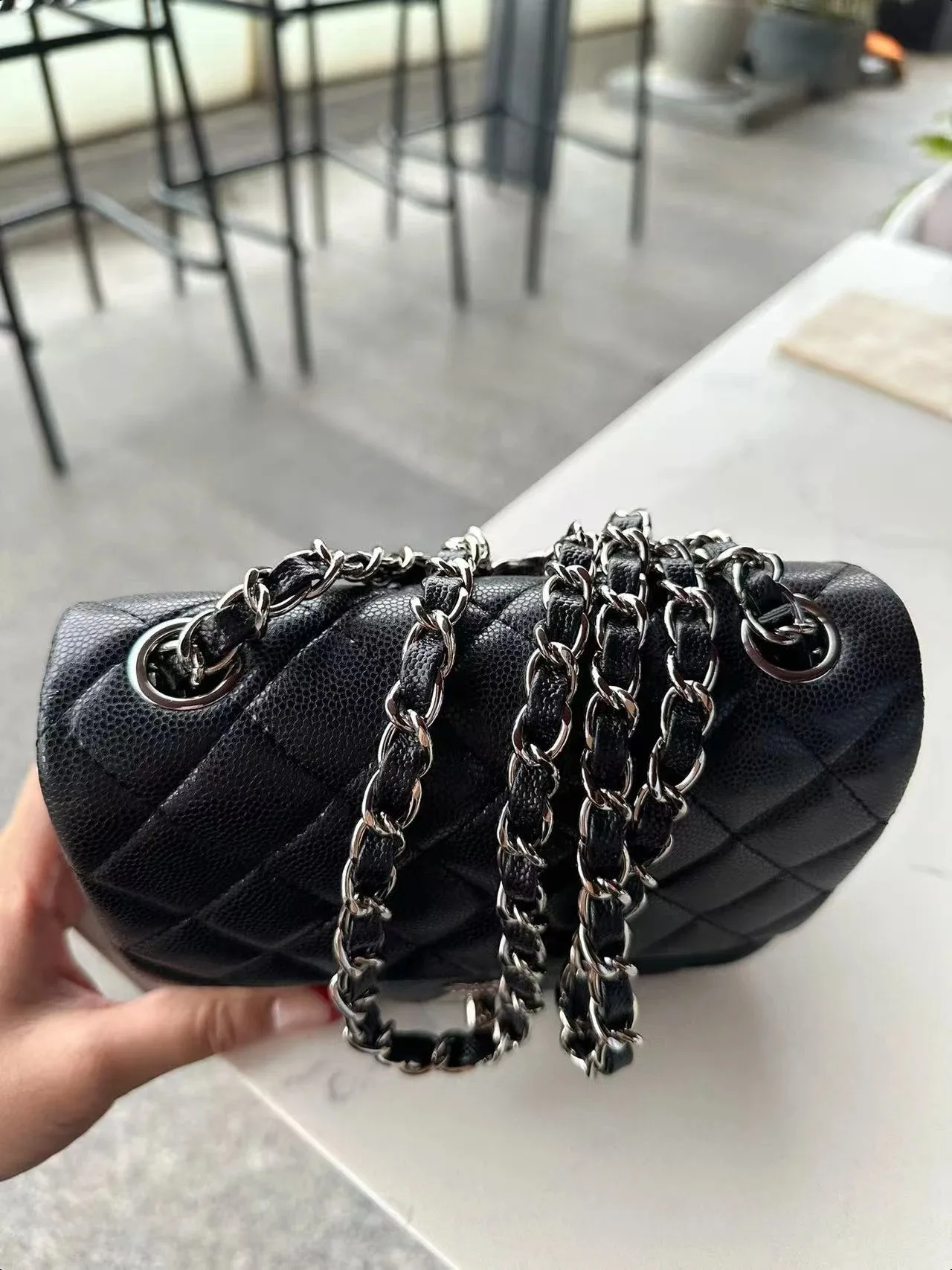 Luxury Designer women's Bag Calfskin Chain crossbody Bag Soft leather Handbag purse Metal chain flap shoulder bag
Luxury Designer women's Bag Calfskin Chain crossbody Bag Soft leather Handbag purse Metal chain flap shoulder bag