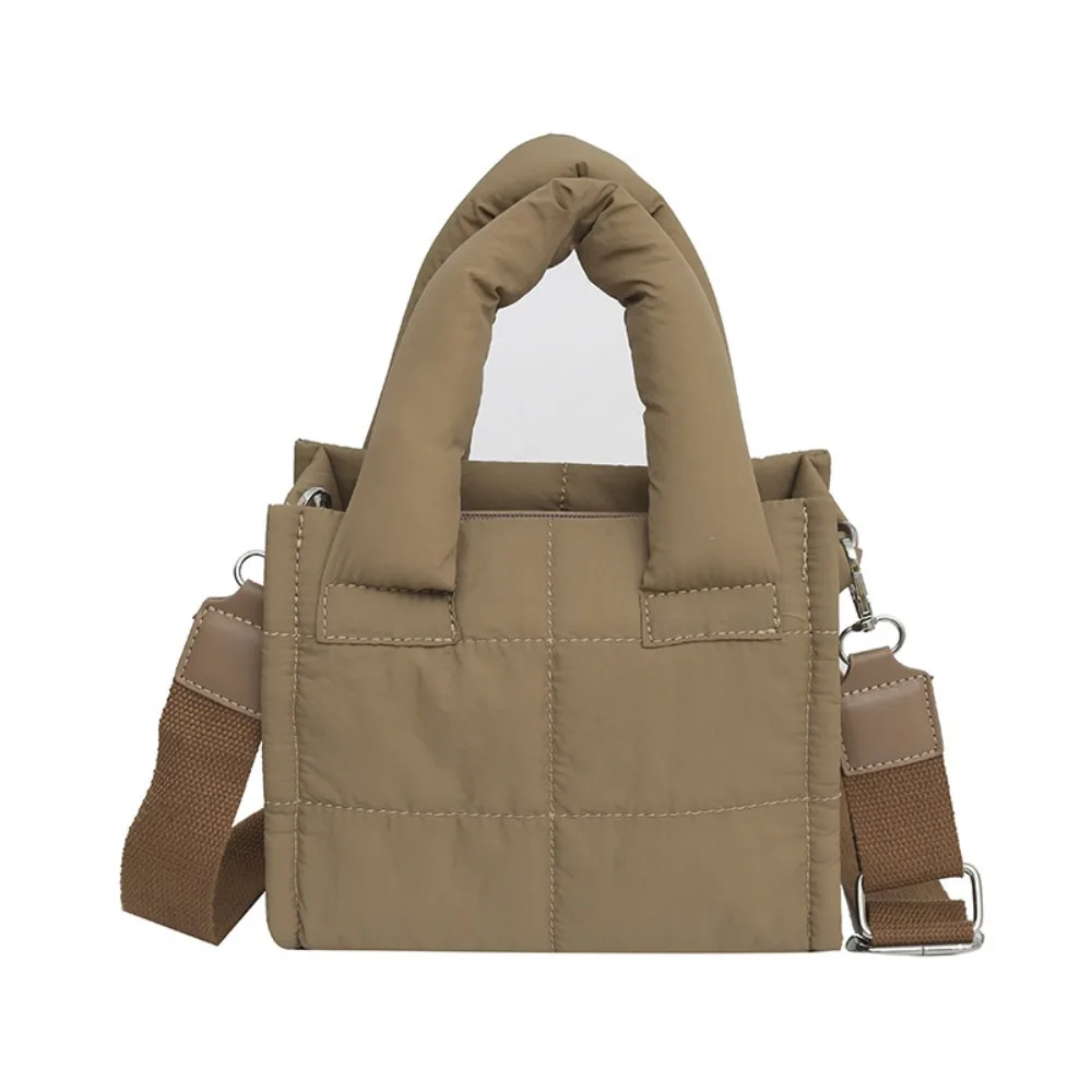 Korean Style Down Cotton Shoulder Bag Large Capacity Solid Color Puffy Crossbody Bag Lightweight Space Cotton Small Square Bag
Korean Style Down Cotton Shoulder Bag Large Capacity Solid Color Puffy Crossbody Bag Lightweight Space Cotton Small Square Bag