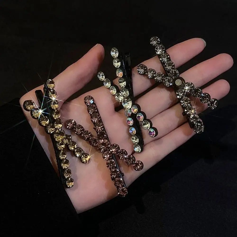 Cute Zircon Rhinestone Hair Clip Diamond Small Hair Clip Cross Hairpin X-shaped Side Clip Travel
Cute Zircon Rhinestone Hair Clip Diamond Small Hair Clip Cross Hairpin X-shaped Side Clip Travel