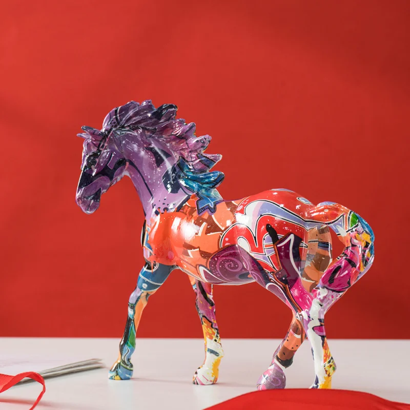 New American Style Animal Horse Graffiti Ornament for Home Living Room Desktop Wine Cabinet TV Cabinet Horse Craft
New American Style Animal Horse Graffiti Ornament for Home Living Room Desktop Wine Cabinet TV Cabinet Horse Craft