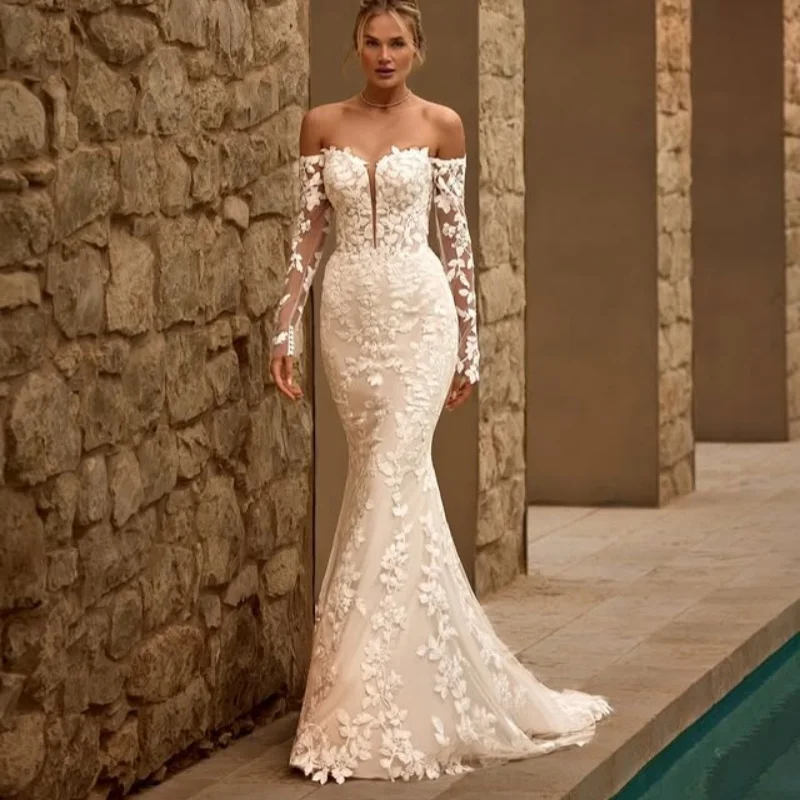 Customized ivory satin Ball Gown Royal Wedding Dresses Sweetheart Lace applique Fishtail Skirt Made Robe De
Customized ivory satin Ball Gown Royal Wedding Dresses Sweetheart Lace applique Fishtail Skirt Made Robe De