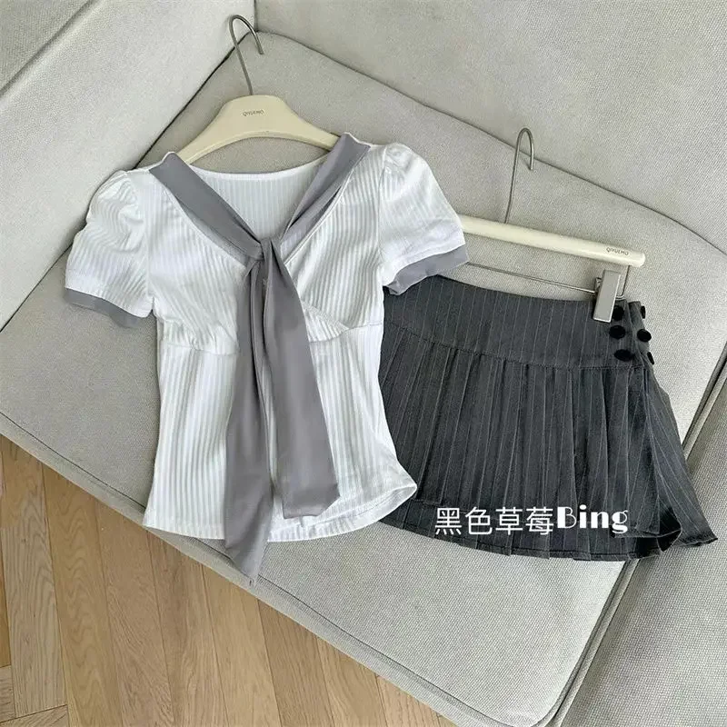 Korean V Neck Tees Short Sleeve White Slim Fit Tshirts Preppy Style Pleated Gray Skirts Sets Y2k Women Two Piece High Waist
Korean V Neck Tees Short Sleeve White Slim Fit Tshirts Preppy Style Pleated Gray Skirts Sets Y2k Women Two Piece High Waist