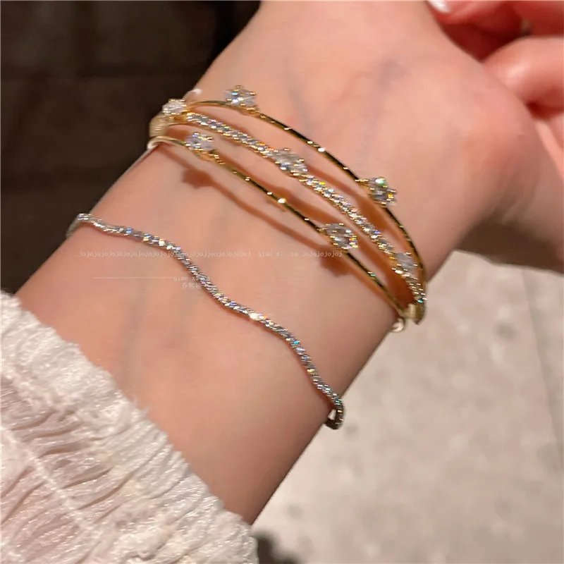 CC Multilayer Bangle Women Accessories Gold Color Sparkly White Zirconia Cuff Bracelet 100% Handmade Fashion Jewelry Gifts J1044
CC Multilayer Bangle Women Accessories Gold Color Sparkly White Zirconia Cuff Bracelet 100% Handmade Fashion Jewelry Gifts J1044