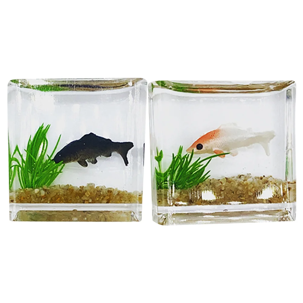 2Pcs Miniature Fish Tank Lifelike Tiny Aquariums Mini House Decoration Miniature Fish Bowl for Desk Shelf Window Decor
2Pcs Miniature Fish Tank Lifelike Tiny Aquariums Mini House Decoration Miniature Fish Bowl for Desk Shelf Window Decor