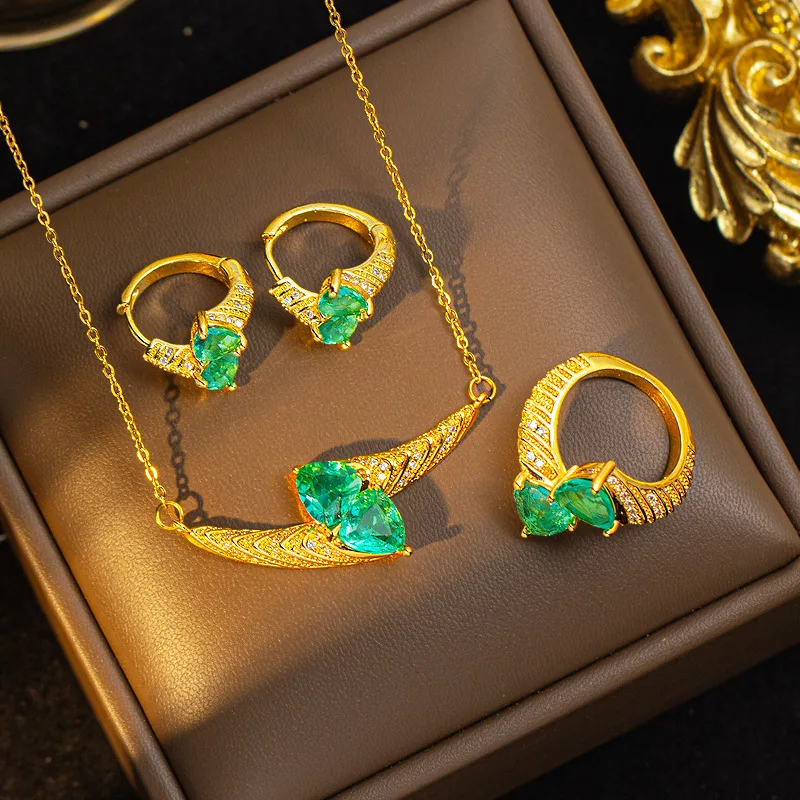 Luxury Titanium Steel Emerald Jewelry Set Vintage Heavy Inlaid Zircon Elegant Necklace Earring Ring For Women Wedding Party Wear
Luxury Titanium Steel Emerald Jewelry Set Vintage Heavy Inlaid Zircon Elegant Necklace Earring Ring For Women Wedding Party Wear