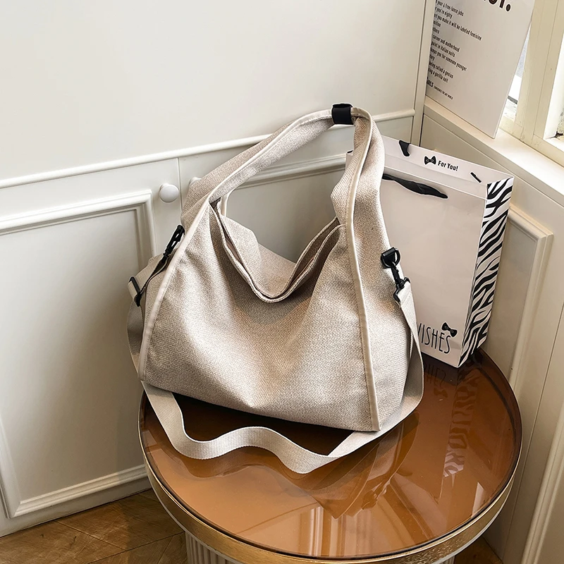 2026 New Trend Casual Tote Nylon Solid Color Zipper Large Capacity Shoulder Bags Daily Leisure Durable Simple Women's Handbags
2026 New Trend Casual Tote Nylon Solid Color Zipper Large Capacity Shoulder Bags Daily Leisure Durable Simple Women's Handbags