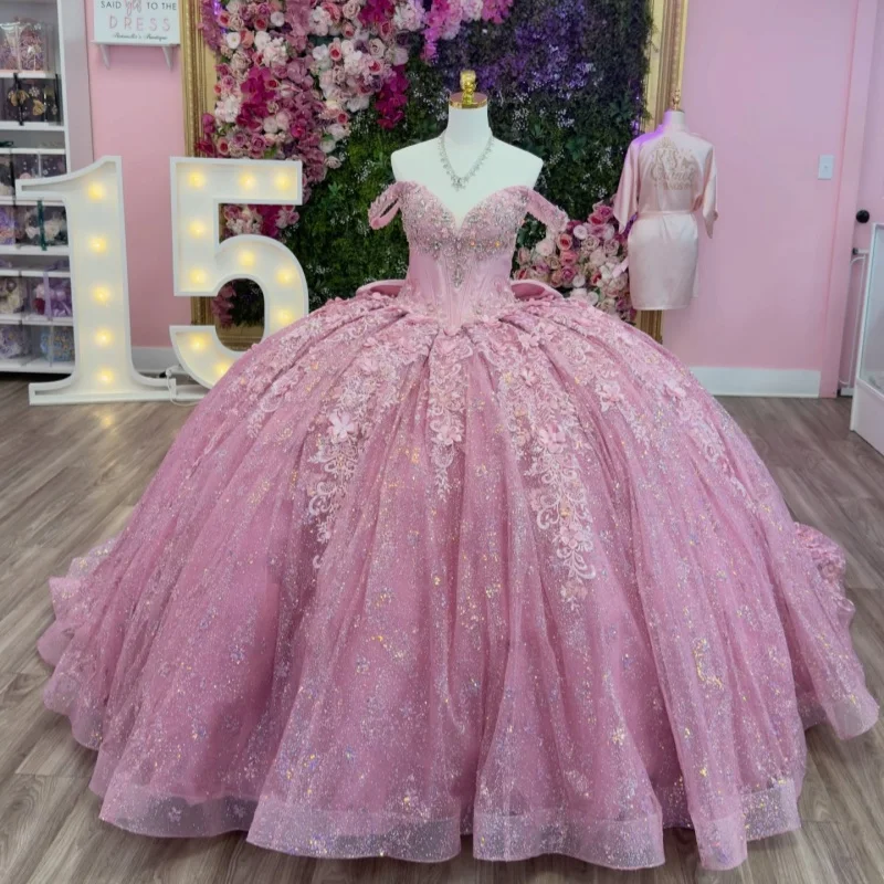 Shiny Pink Quinceanera Dresses Off the Shoulder Glitter Crystal 3D Flower Decal Long tail Bow Vestidoe 15 Quinceanera Customize
Shiny Pink Quinceanera Dresses Off the Shoulder Glitter Crystal 3D Flower Decal Long tail Bow Vestidoe 15 Quinceanera Customize