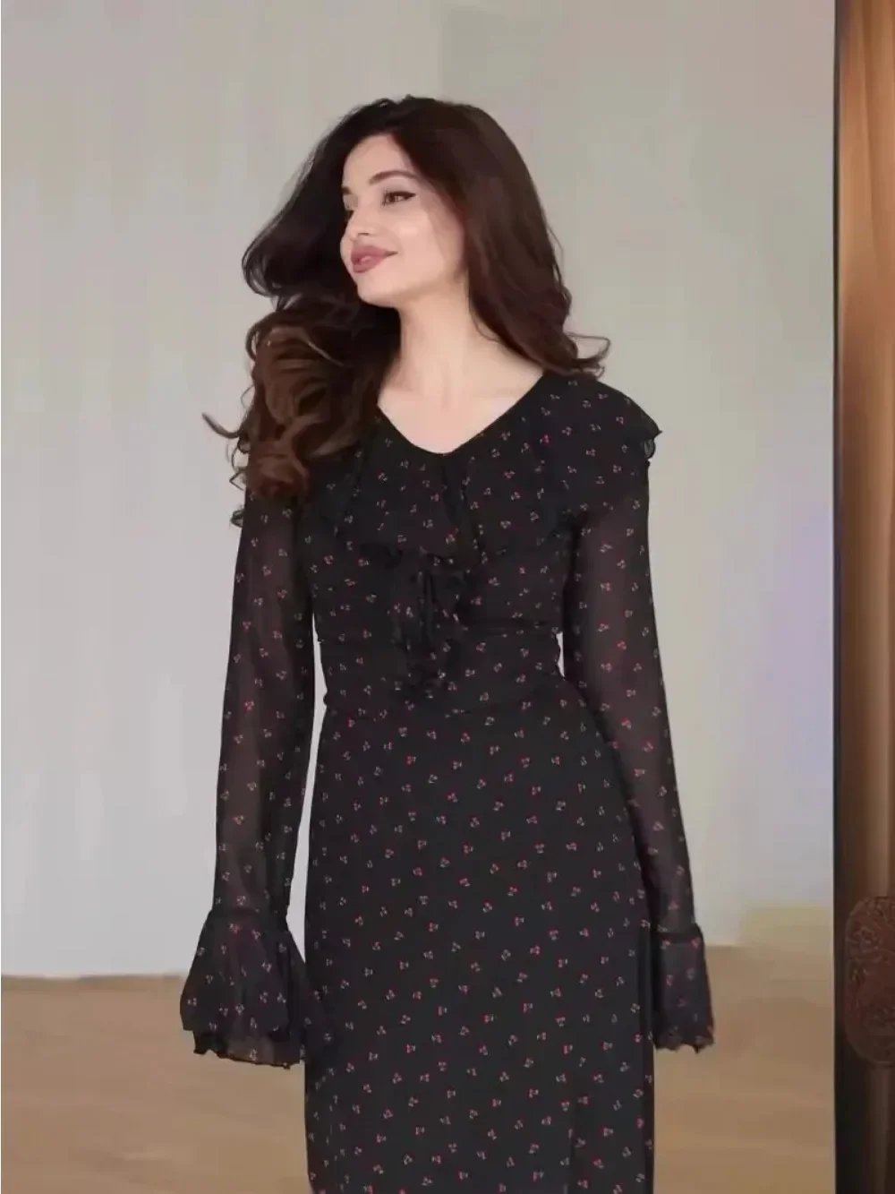 Джалабия Абая для женщин Вечерние платья с принтом Рамадан Марокко Дубай Ид Мусульманские абайи Кафтан Ислам Арабский длинный халат Vestidos Largos
Джалабия Абая для женщин Вечерние платья с принтом Рамадан Марокко Дубай Ид Мусульманские абайи Кафтан Ислам Арабский длинный халат Vestidos Largos