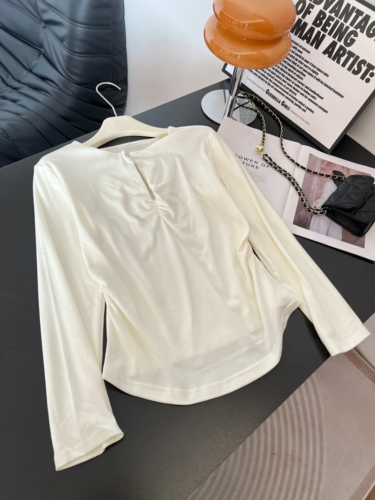 plus Size Women's V-Neck T-Shirt Slimming Waist Long Sleeve Pleated Top for Plump Women Spring Fashion Design Base Shirt
plus Size Women's V-Neck T-Shirt Slimming Waist Long Sleeve Pleated Top for Plump Women Spring Fashion Design Base Shirt