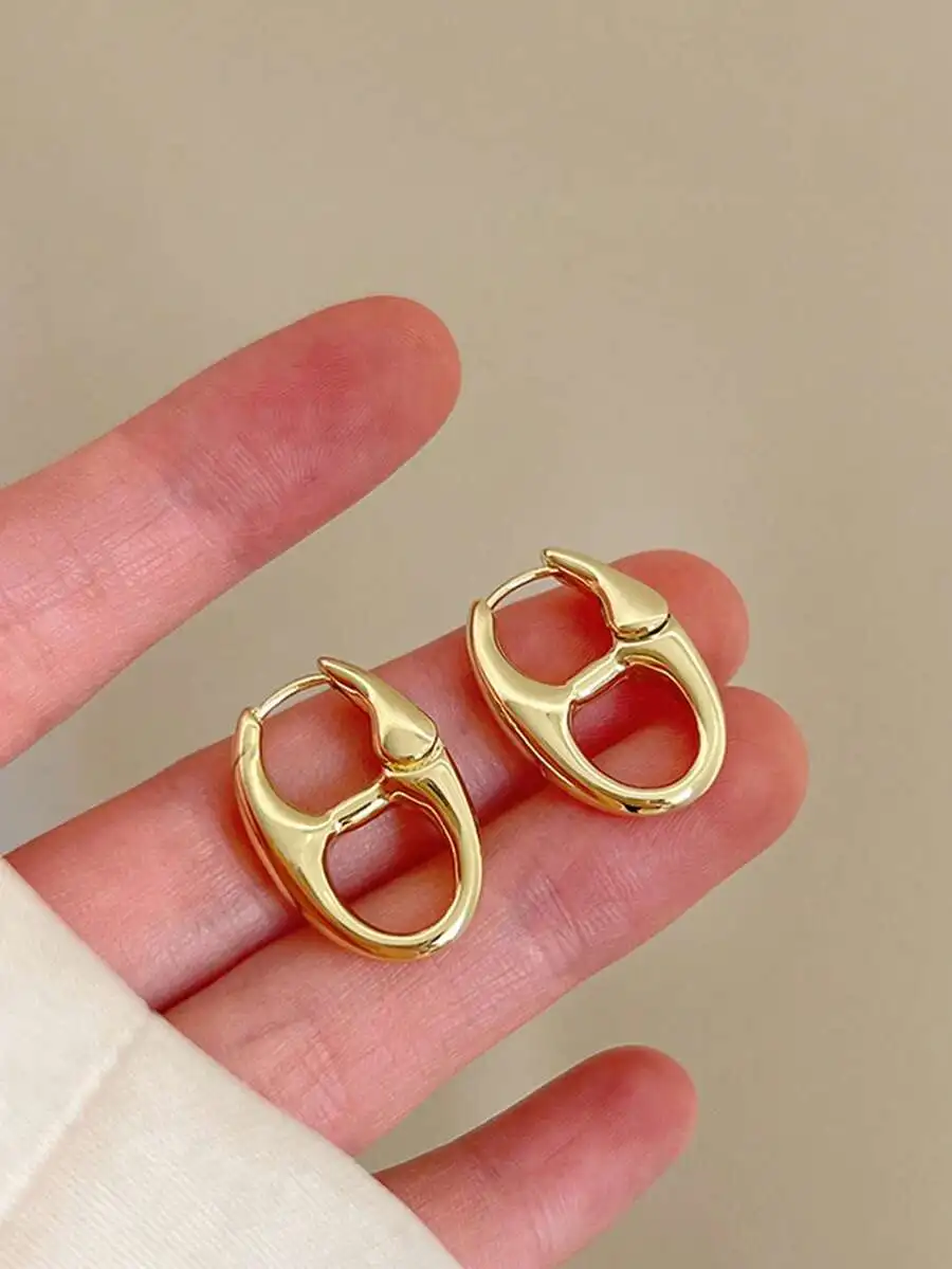 1 Pair Minimalist Pig Nose Hoop Earrings, Basic Elegant Hoops Suitable For Women, Great Gift For Friends
1 Pair Minimalist Pig Nose Hoop Earrings, Basic Elegant Hoops Suitable For Women, Great Gift For Friends